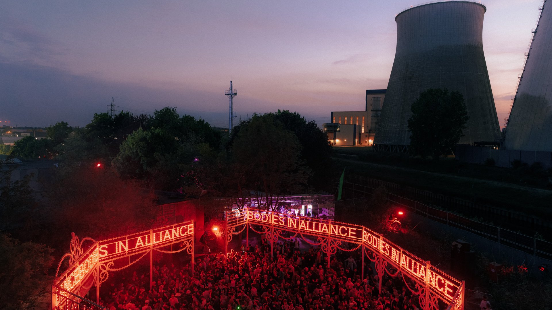 De Bodies in Alliance stage op Horst Arts &amp; Music Festival 2022