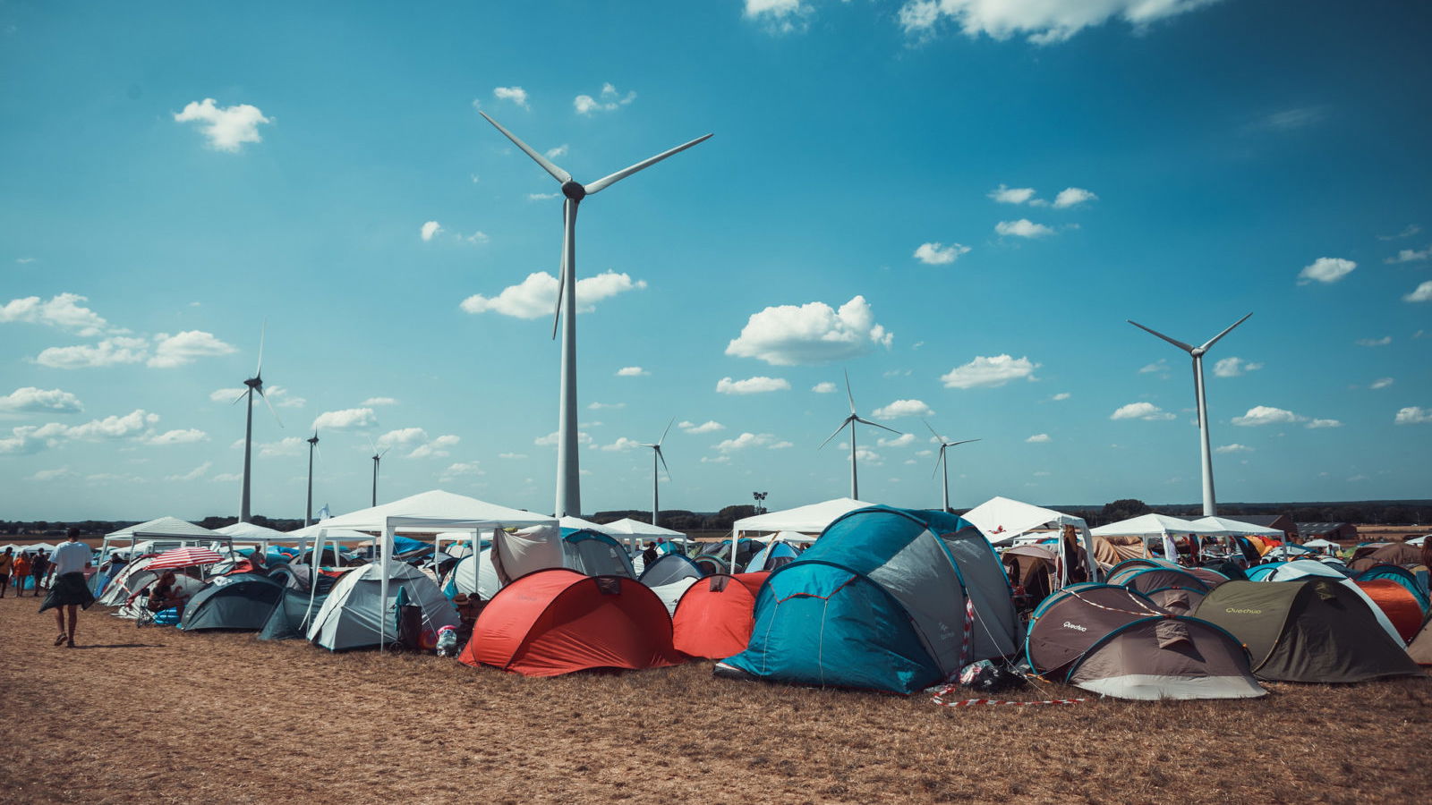 Foto  van Dour, gemaakt door Didrik Launay