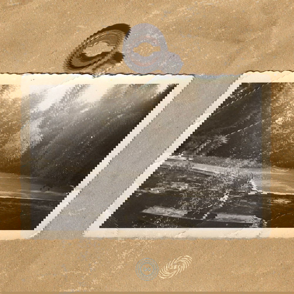 Artwork van False Awakening Loops, in opdracht van BOLT RUIN