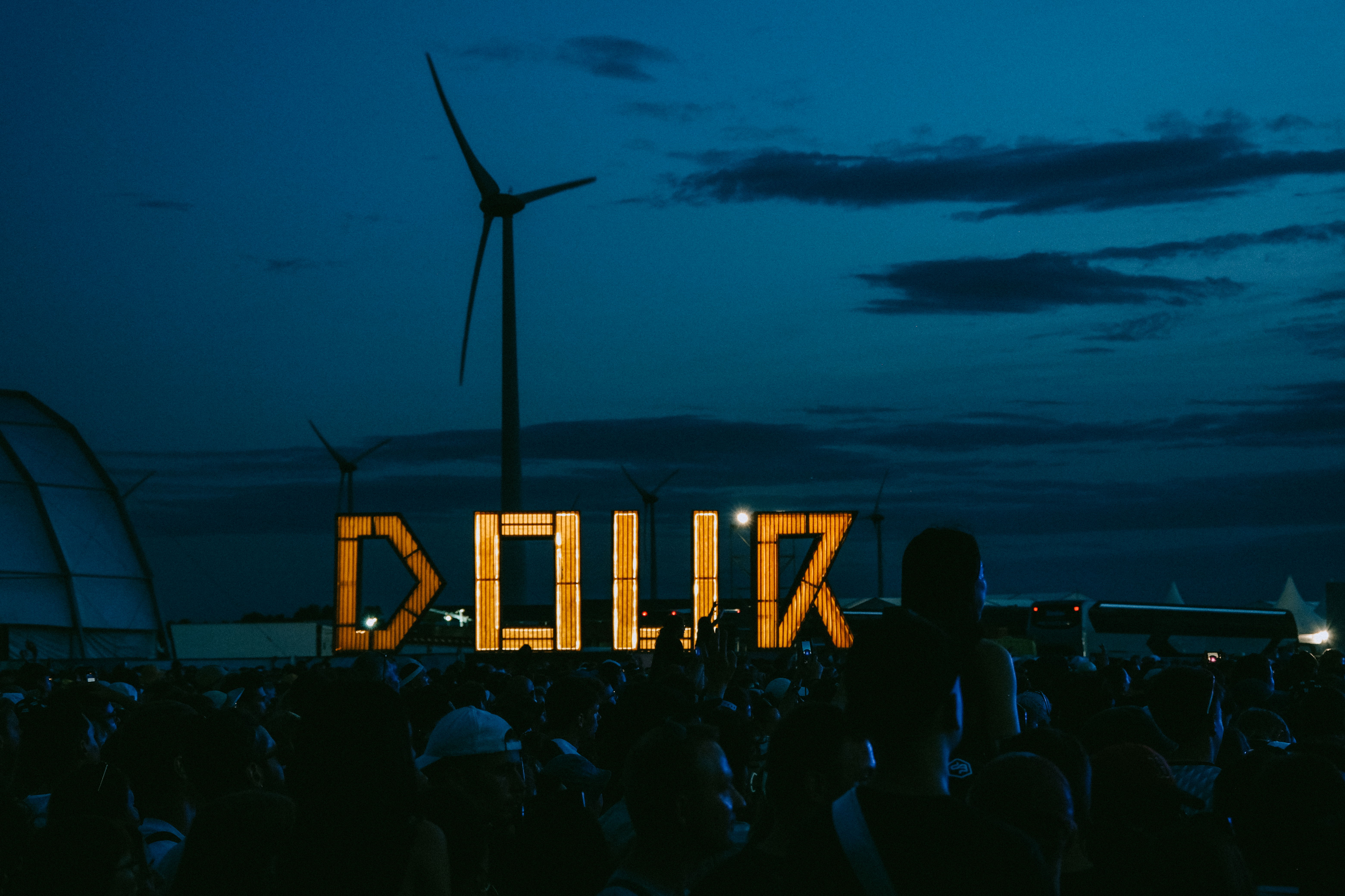 Dour Festival 2023, gemaakt door Manuella Trollé, in opdracht van Dour