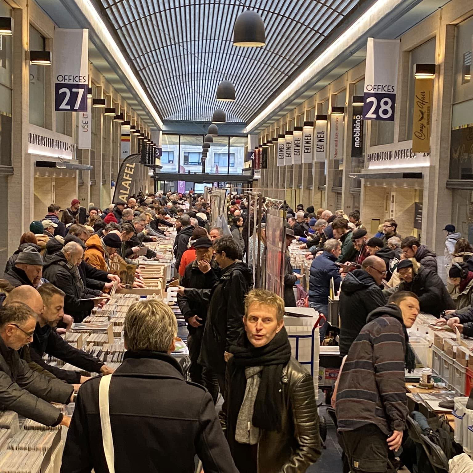 Promo van 26th Brussels Vinyl Record Fair - Galerie Ravenstein, in opdracht van Brussels Vinyl Record Fair