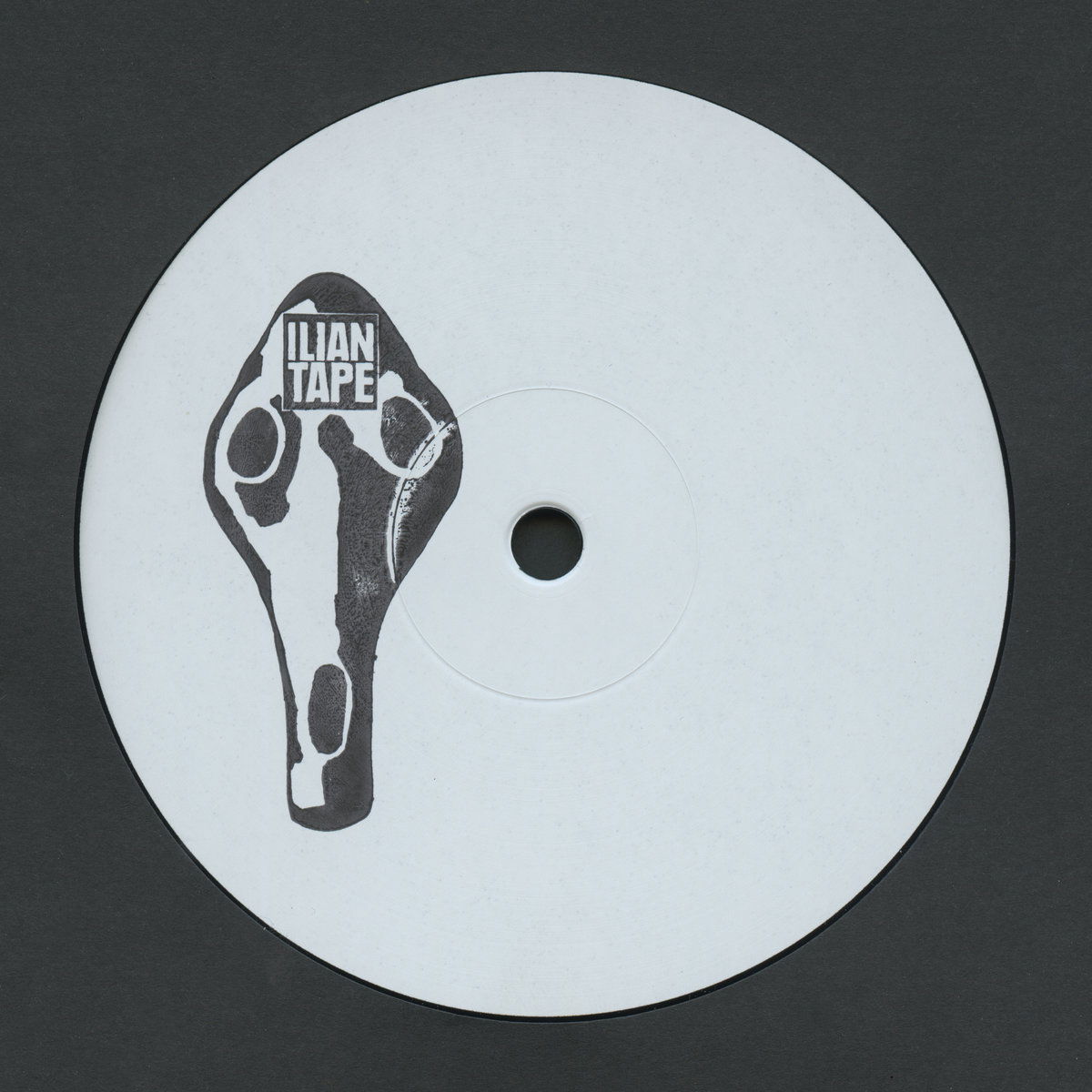 Artwork van ITX037 - Masking, in opdracht van Forest Drive West