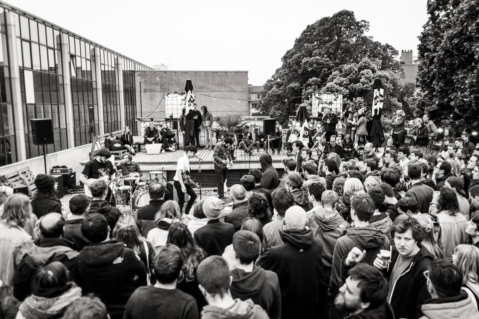 Promo van SINXEN SATURDAY met Affaire, Gameboyz II Men, LANDROSE &amp; Wodiwo!, in opdracht van Wilde Westen