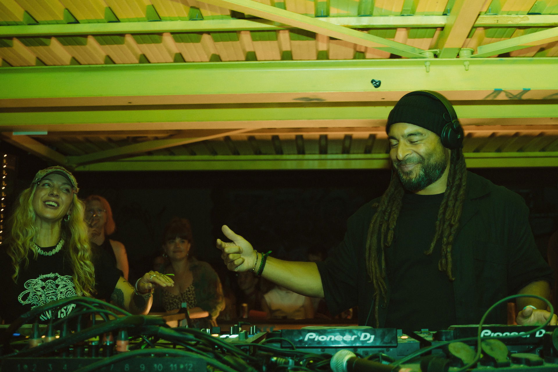 Mala, Darwin en Horst Arts &amp; Music Festival 2025, gemaakt door Illias Teirlinck, in opdracht van Horst