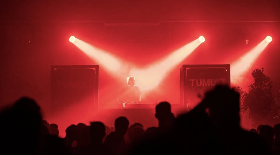 Promo van Gentse Feesten Dag 1: Tumult • Afsnis, in opdracht van Afsnis en Tumult