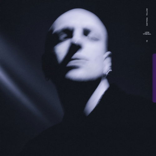 Artwork van In Daytona Yellow, in opdracht van Leon Vynehall