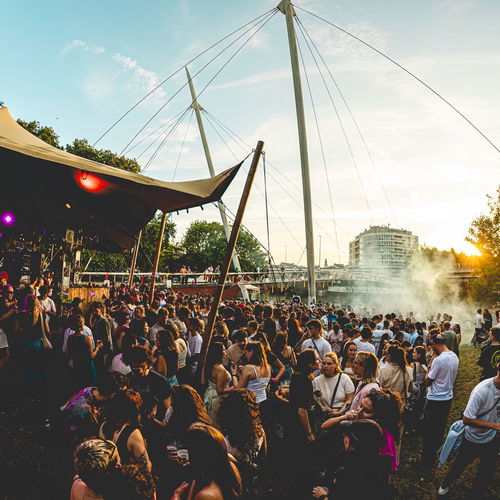 Promo van Keizerfest 2026: BTCH, Don't Kill My Vibe, in opdracht van BTCH, Don't Kill My Vibe