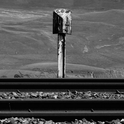 Artwork van Sidings, in opdracht van Craven Faults