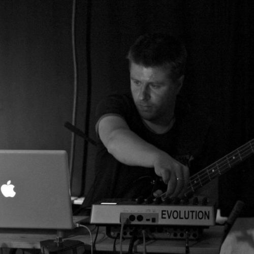 Starlit Concerts: Zool “Guitartronics” &amp; Distant Fires Burning, in opdracht van De Corridor