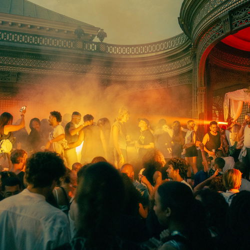 Promo van Gazelle L'Hafla | Back to the Roots - a Queer Moussem, in opdracht van VIERNULVIER