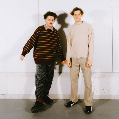 Promo van schntzl: Album Release Show